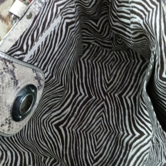 Purse - Picture 5 of 5